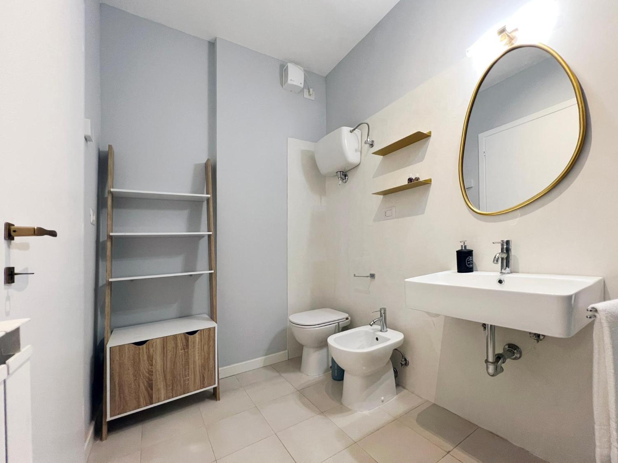 Glamorous Flat With Jacuzzi, King Size Bed And Small Balcony Perugia Esterno foto